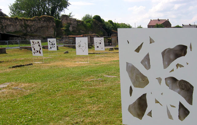 Installation sur le site de Bavay 1 © photo Anna Solé